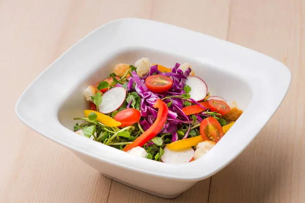 Fresh vegetables salad — Stock Photo, Image