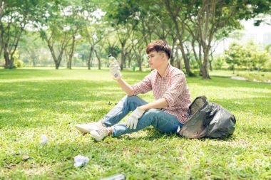 Atık gönüllü alarak