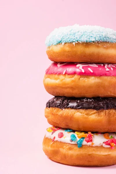 Doğum günü için lezzetli börekler