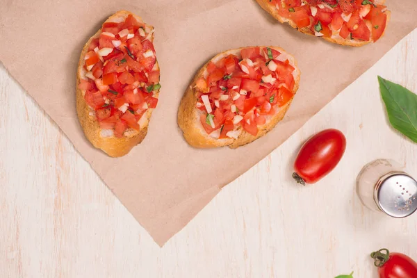 kavrulmuş domates Bruschetta