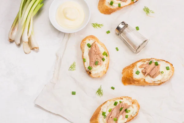 Sandwiches with tuna fish salad — Stock Photo, Image