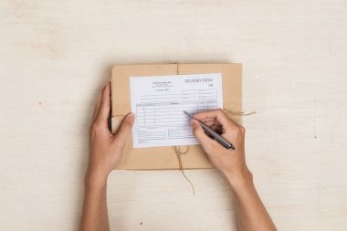 Teslim bilgisi tabl, notlar yapma teslimatçı Üstten Görünüm