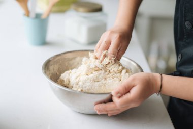 Mutfakta Pişirme Aşçısı Profesyonel Fırın