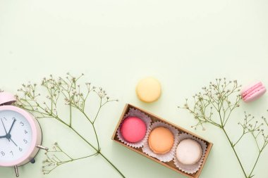 buket ile kutusunda macaroons