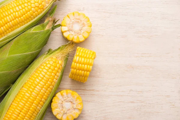 taze mısır koçanı