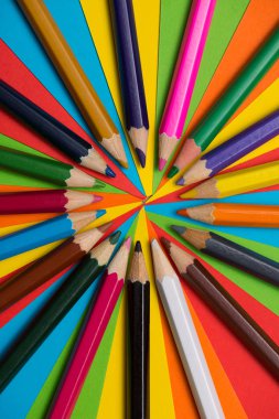 Kalem rengi arka plan üzerinde