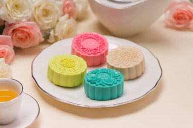 mooncakes mermer masada