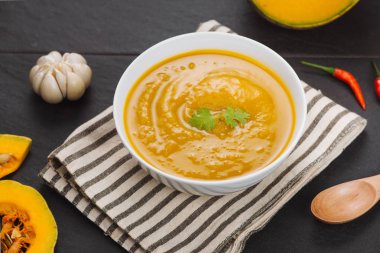 balkabağı çorbası