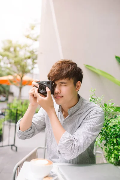 Man taking picture — Stock Photo, Image