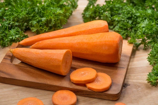 Сырая морковь — стоковое фото