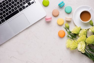 Bademli kurabiye, çiçekler, dizüstü bilgisayar, dizüstü bilgisayar 