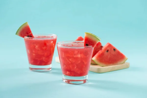 Szklanki soku z arbuza — Zdjęcie stockowe