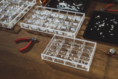 Takı araçlar atölye.