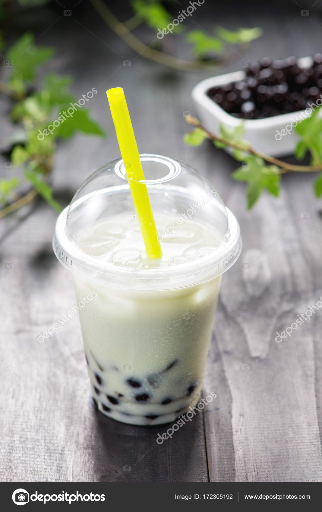 Mint Bubble boba tea Stock Photo by ©makidotvn 172305192
