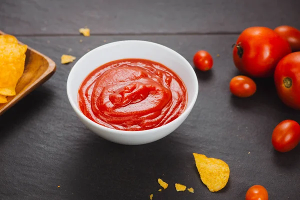 Chips Ketchup Bier Snack Ongezond Eten — Stockfoto