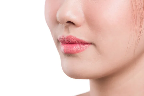 アジアの女性の唇鼻自然肌白で隔離 — ストック写真