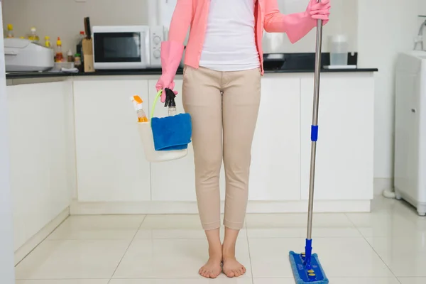 Happy Asian Woman Cleans Floor Kitchen — Stock Photo, Image