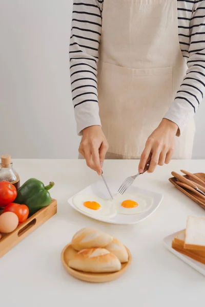 Preparing Eating Breakfast Home Morning — Stock Photo, Image