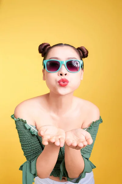 Fashionable Asian Woman Trendy Sunglasses Sending Kiss Posing Bright Yellow — Stock Photo, Image