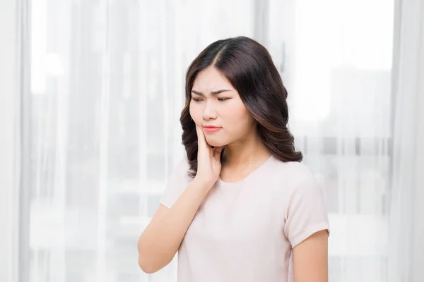Problem Zębami Kobieta Uczucie Ból Zęba — Zdjęcie stockowe