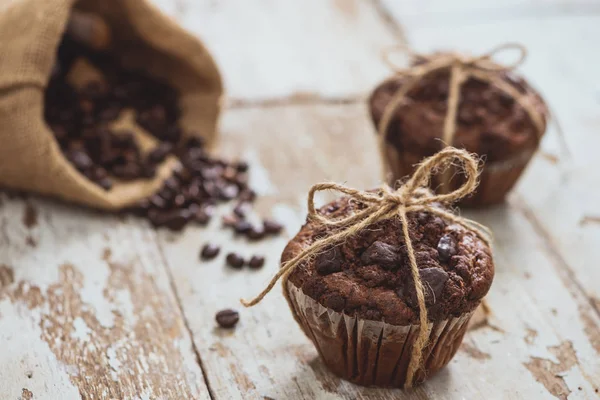 Heerlijke Zelfgemaakte Chocolade Muffins Tafel Klaar Eten — Stockfoto