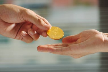 bitcoin veren eller hafif arka plan bulanıklık