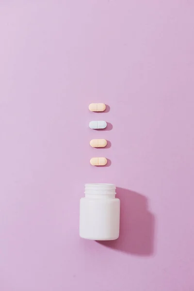 Varios Productos Farmacéuticos Todo Sobre Fondo Rosa — Foto de Stock