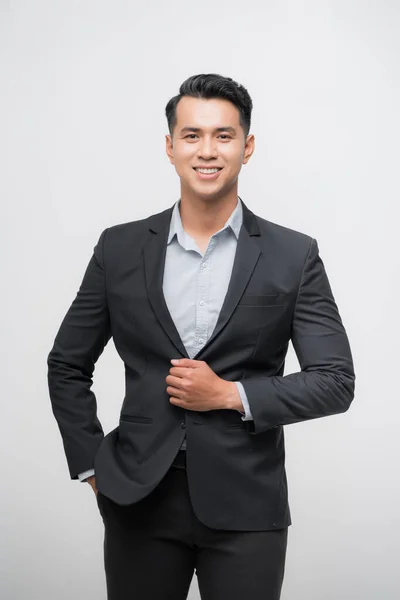 Asya Adamı Izole Beyaz Bir Arka Plan Üzerinde Yakışıklı Genç — Stok fotoğraf
