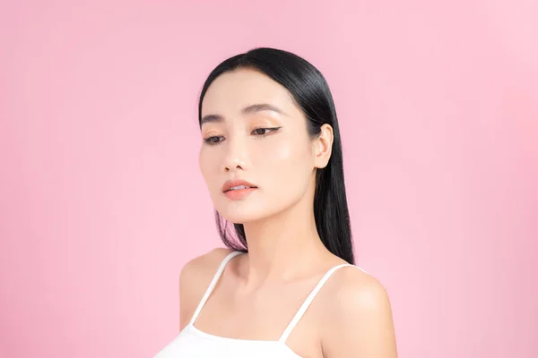 Retrato Mujer Piel Sana Asiática Hermosa Cara Cerca Sobre Fondo — Foto de Stock