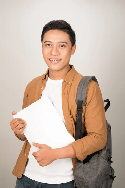 Retrato Adolescente Asiático Colegiado Sosteniendo Libros Documentos Sobre Fondo Blanco — Foto de Stock