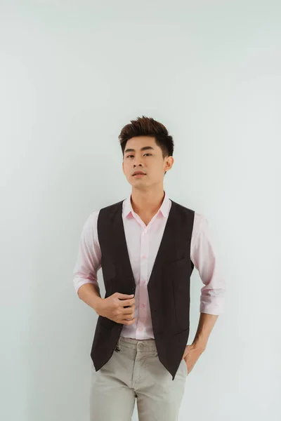 Guapo Joven Asiático Hombre Pie Sobre Fondo Blanco —  Fotos de Stock