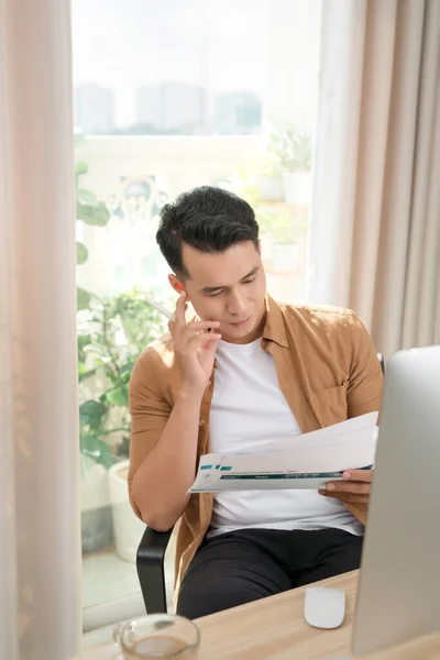 Homem Negócios Estressado Escritório — Fotografia de Stock