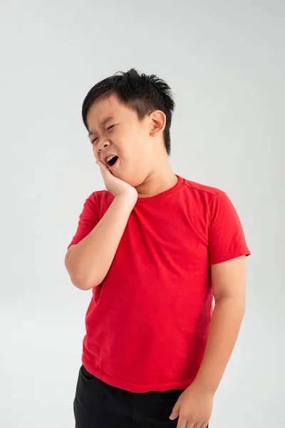 Malý Asijský Chlapec Trpí Bolestí Zubů Zubní Problém — Stock fotografie