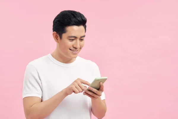 Portrait Young Happy Asian Man Using Phone — Stock Photo, Image