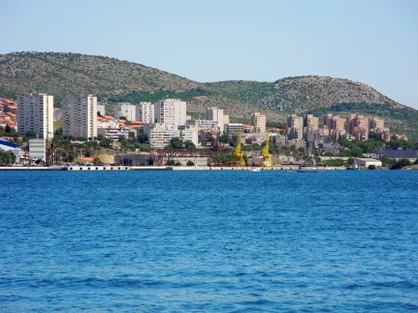 Cityscape de Sibenik, Croácia . — Fotografia de Stock