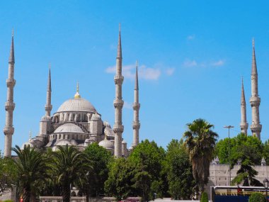 Sultanahmet minarelerinin.