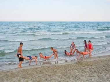 Çocuk spor egzersizleri.