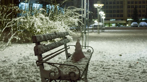 Le paysage urbain hivernal . — Photo