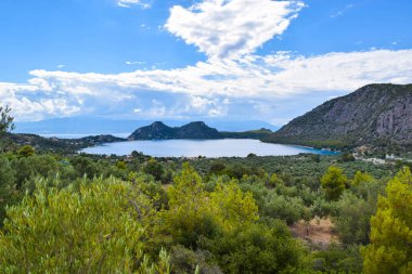 Heraion (Vouliagmeni) Gölü.