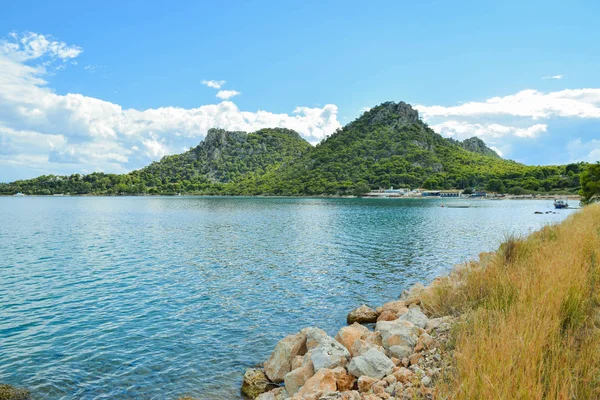 El lago Heraion (Vouliagmeni) . —  Fotos de Stock