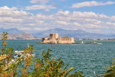 Kale Bourtzi, liman, Nafplion, Yunanistan.