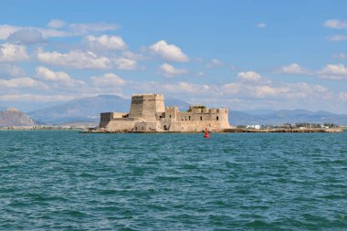 Kale Bourtzi, liman, Nafplion, Yunanistan.