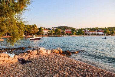 Loviste plajı, Hırvatistan.