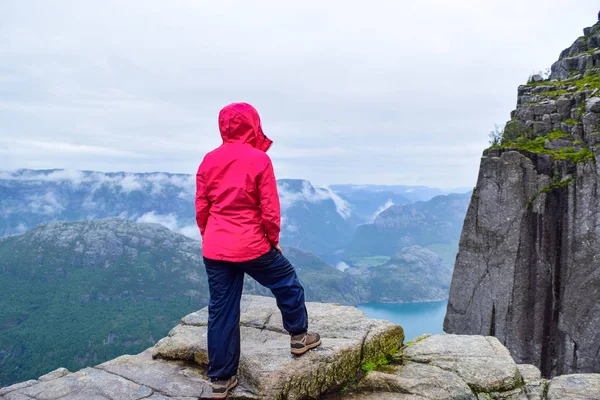 Zwavelsteen of Preikestolen. — Stockfoto