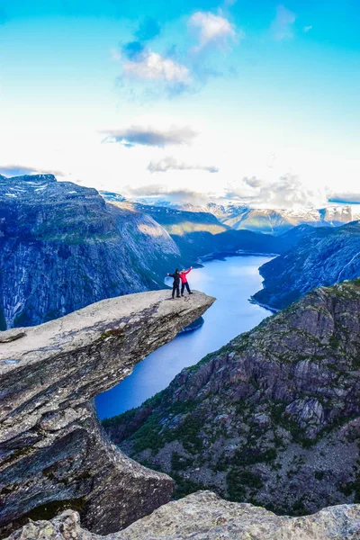 Hiking Trip to Trolltunga, Norway. — Stock Photo, Image