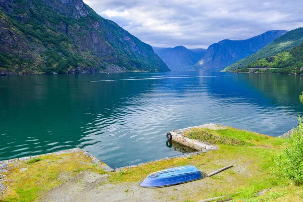 Il paesaggio del Nereyfjord in Norvegia . — Foto Stock