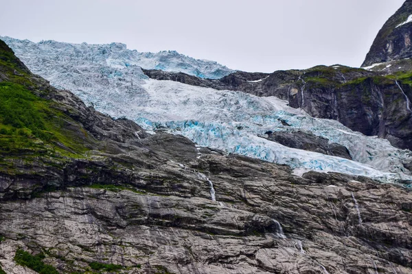 Il ghiacciaio Boyabreen in Norvegia . — Foto Stock
