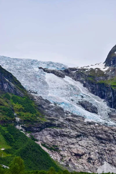 Il ghiacciaio Boyabreen in Norvegia . — Foto Stock