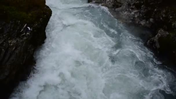 Річка Розташована Недалеко Від Шляху Льодовика Бріксдальсбрейн Бріксдал Танення Цього — стокове відео