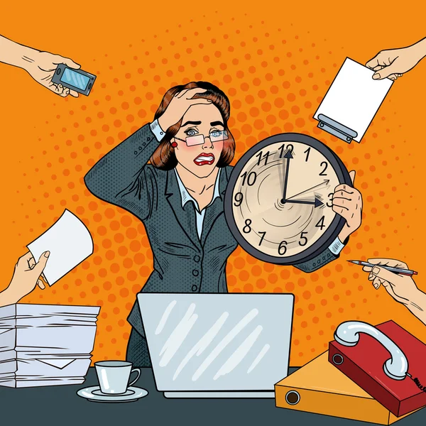 Mulher de negócios Pop Art estressada com relógio grande no prazo Multi trabalho de escritório de tarefas. Ilustração vetorial — Vetor de Stock